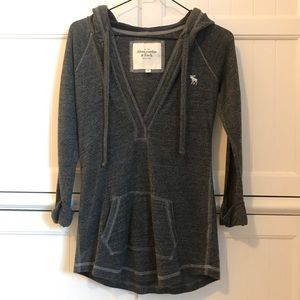 Abercrombie & Fitch Long Sleeve